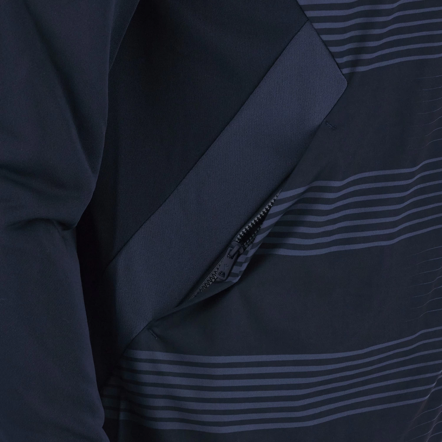 Real Sociedad 2022/23 Adults' Anthem Jacket 4 Real Sociedad 2022/23 Adults' Anthem Jacket - Image 4